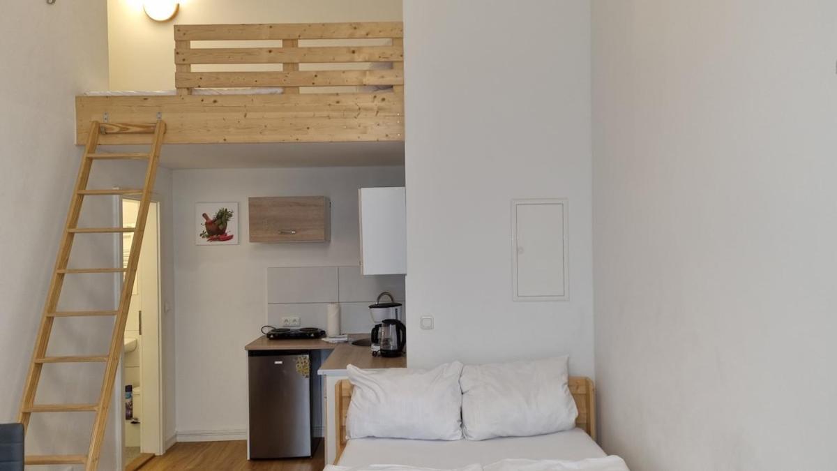 Km3 With Terrace Berlin